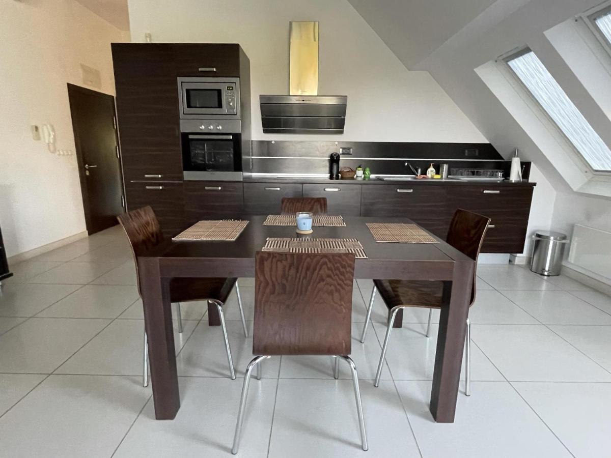 Stunning 2-Bed Apartment In Sea Resort Varna Св. Св. Константин и Елена Екстериор снимка
